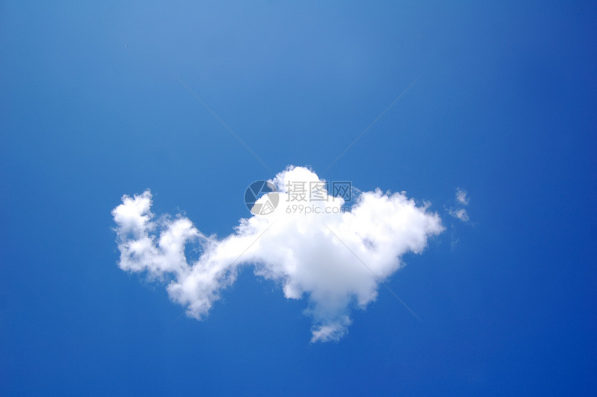 蓝天上的云图图片