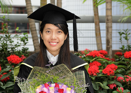 亚洲女孩毕业图片
