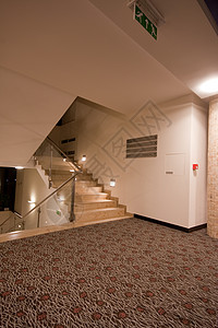 空的楼梯室图片