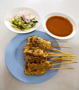 亚洲食品灰猪肉Satay和用花生图片