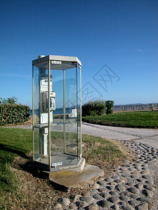 海边的公用电话小屋法国图片