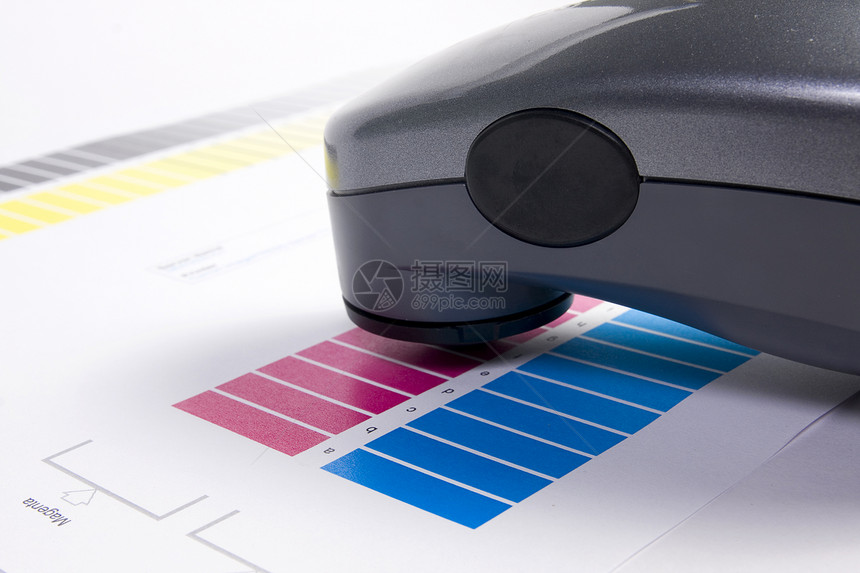 色彩管理分光度计和校准图图片