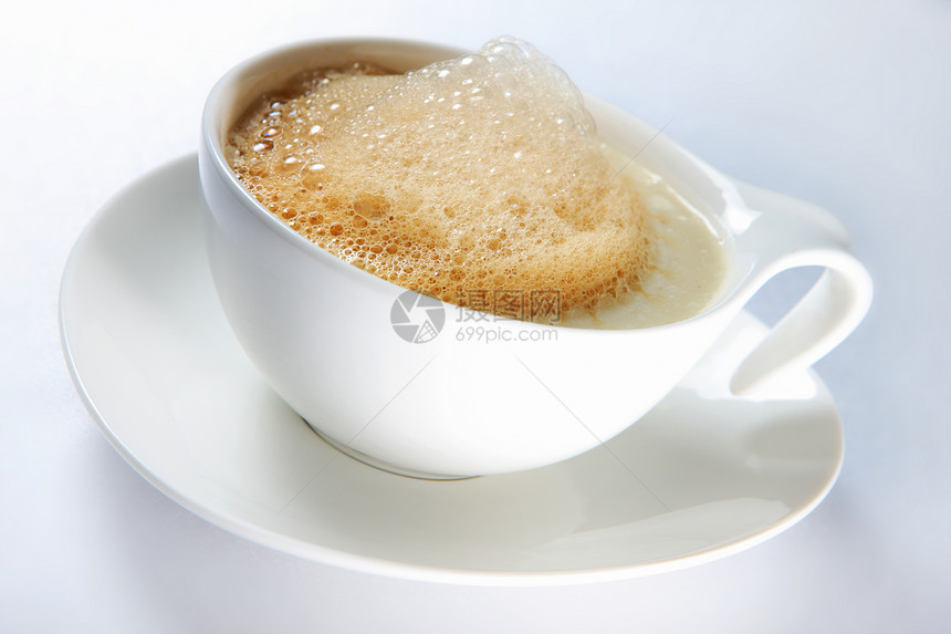 特写一杯咖啡热咖啡的白色杯子在图片