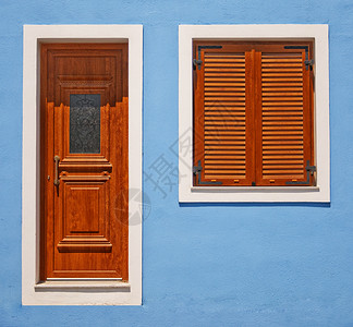 典型的房屋前门从希腊图片