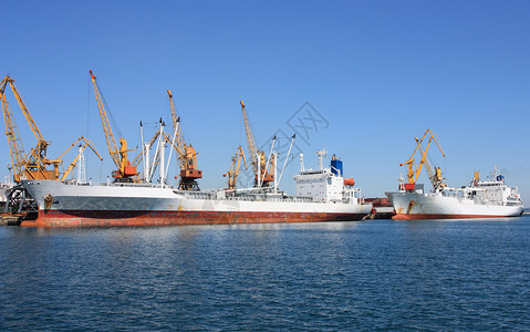 港口货轮图片
