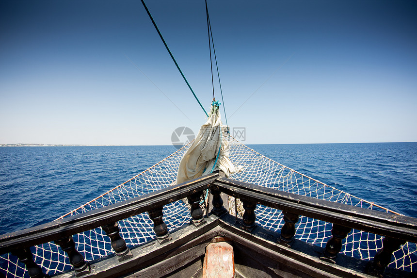 突尼斯海盗船只的图片