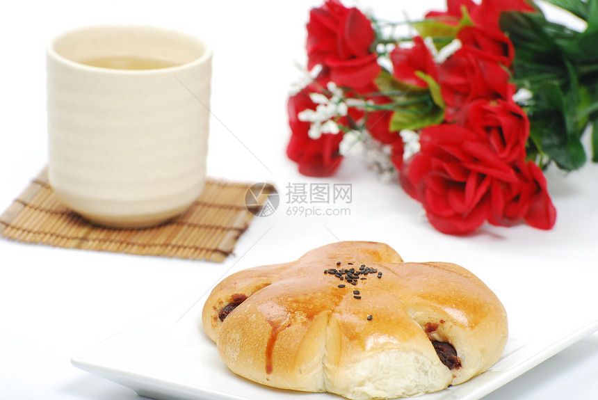 面包茶和玫瑰图片