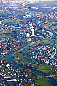 美因河的传统发电厂图片