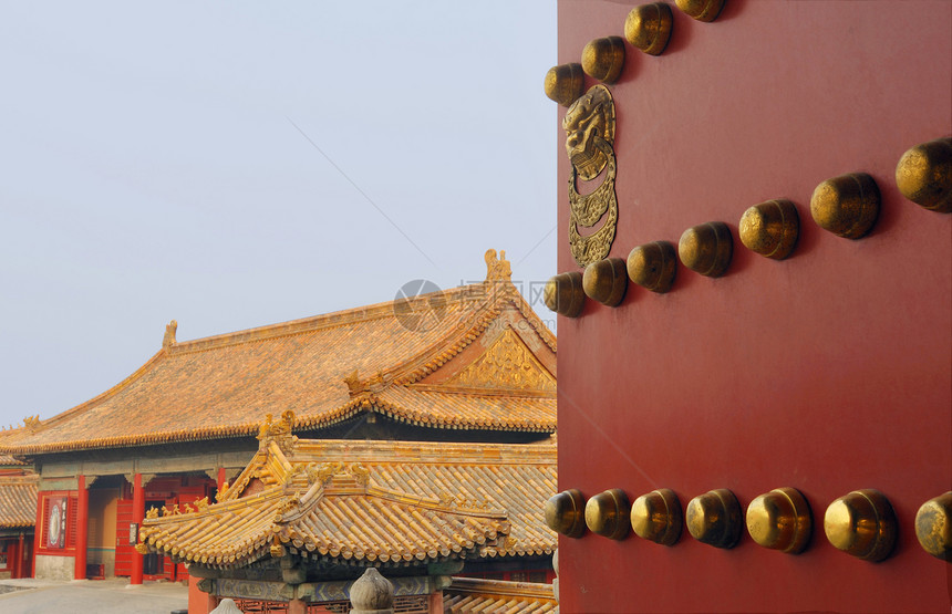 北京紫禁城红木门入图片