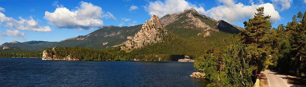 Okzhetpes岩石和Borovoe湖图片