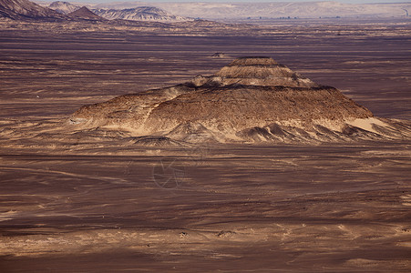 埃及西部撒哈拉的黑色沙漠图片