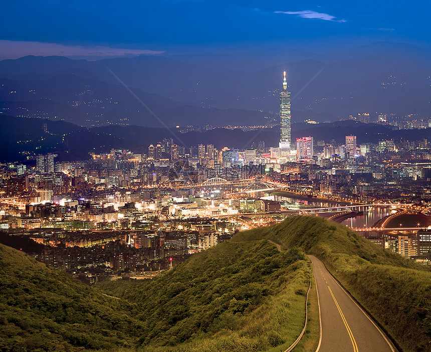 台北市的夜景图片