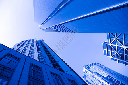 办公室建筑蓝天背景图片