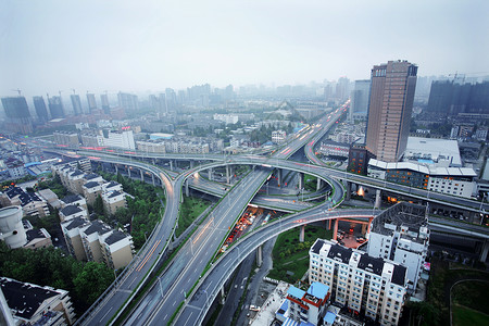 杭州的一个路口图片