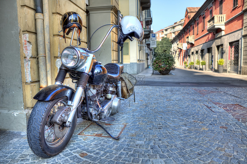HarleyDavidson型摩托车在意大利北部皮德蒙特图片