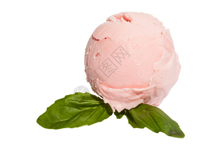 草莓冰淇淋勺从顶部的白色背景与薄荷图片