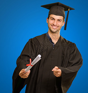 蓝背景的青年男子毕业结证书B图片