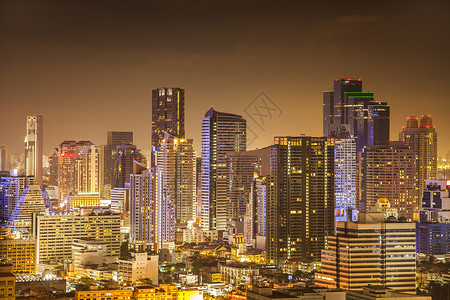 曼谷市有夜间城市景观图片