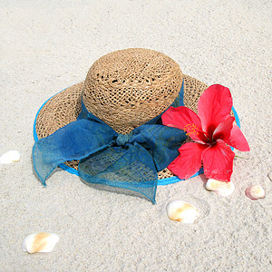 沙滩上的太阳帽图片