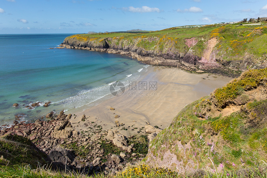 CaerfaiBayStBridesPembrokeshireWestWalesUK在圣戴维斯附近和海岸公园内彭布罗克郡海岸小图片