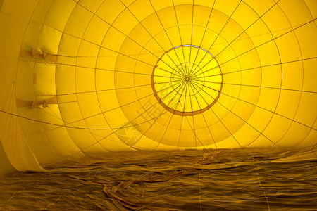 通货膨胀期间热气球内部独特图片