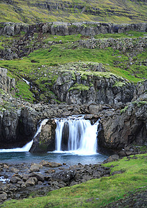 冰岛Seioisfjordur瀑布从图片