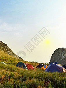 山上的帐篷山地景观图片
