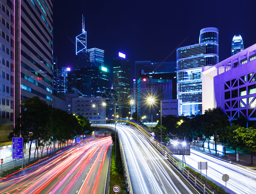 香港城市夜间交通路线图片