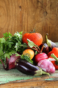 秋季收获蔬菜茄子胡萝卜西图片