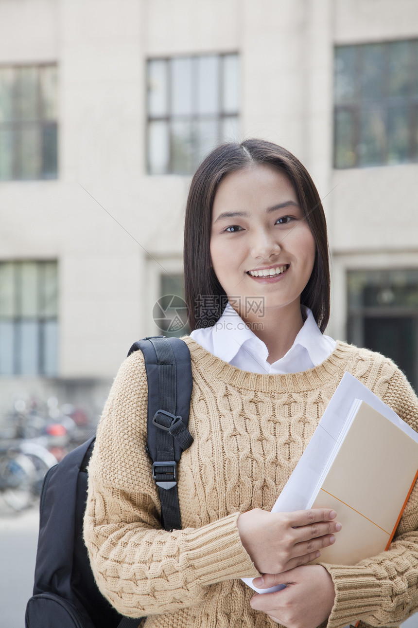 青年学生图片