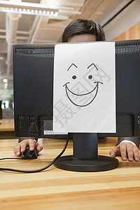 办公室电脑上的笑脸图片
