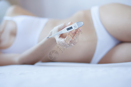 孕妇量体温图片