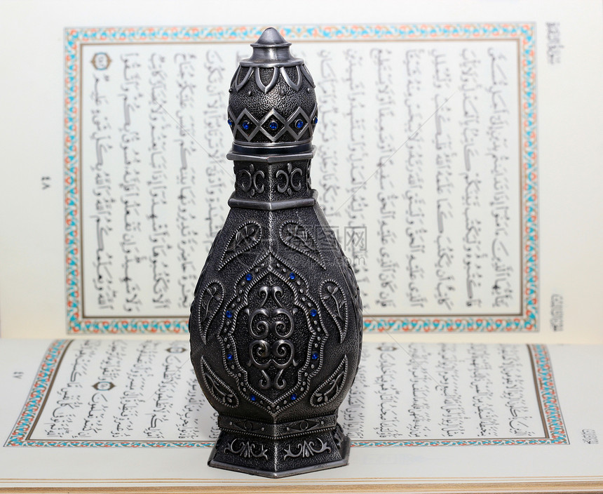 阿拉伯乌木奢华香水瓶的香味阿拉伯乌木香水图片