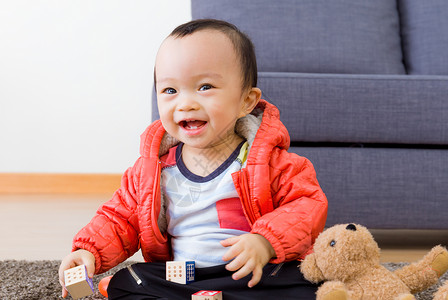 可爱的亚洲男婴图片