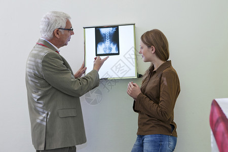 风湿病咨询骨盆X光片图片