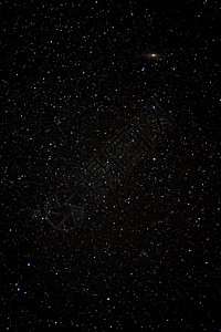 安朵美达M31和M33星座中具有两个星图片