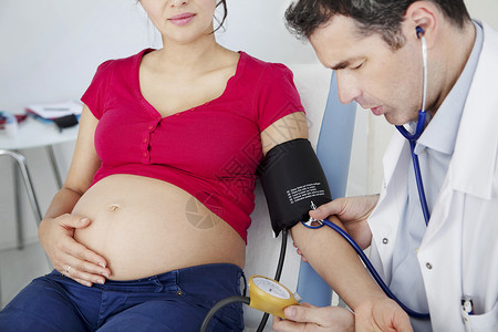 血压孕妇图片