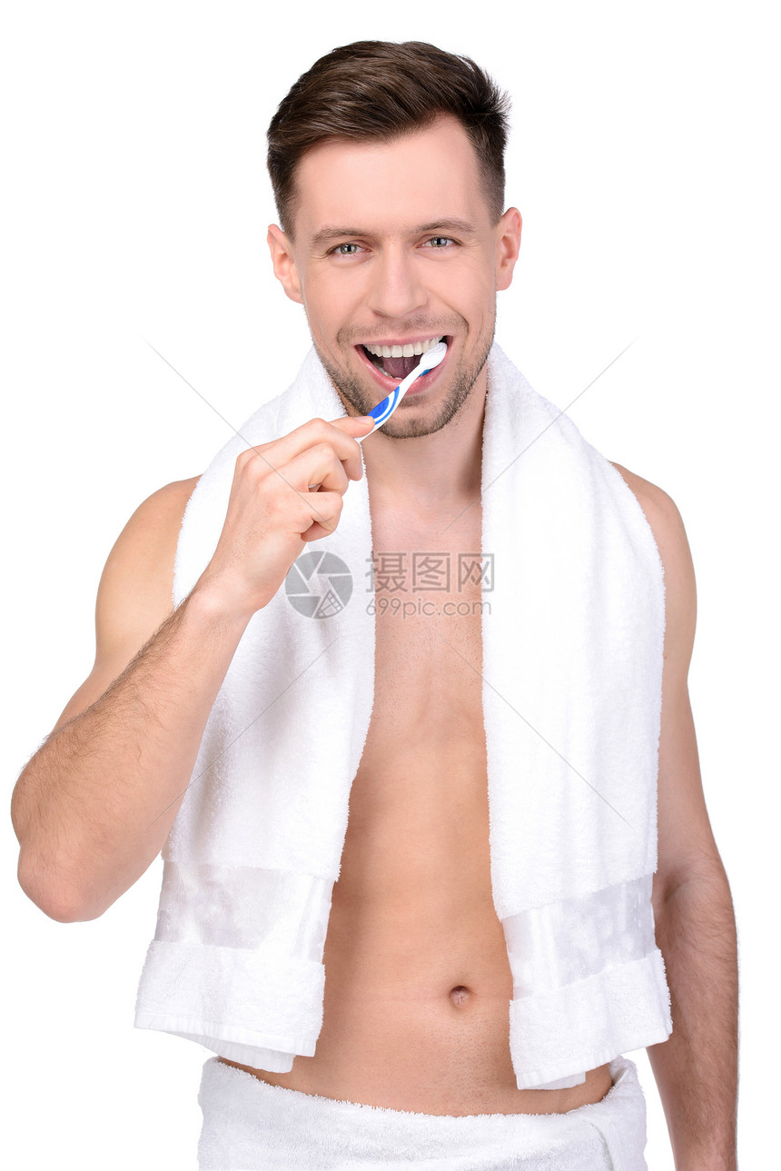 年轻人刷牙刷牙的人被白色隔离图片