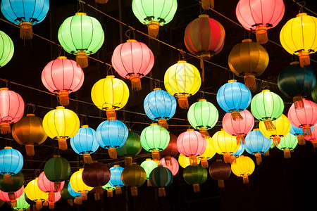 曼谷唐人街五颜六色的灯笼背景图片