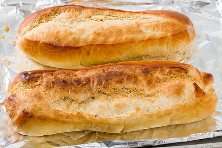 新鲜的意大利式面包棒高清图片