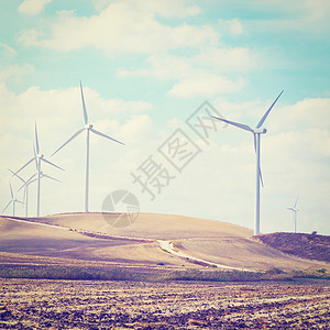 西班牙现代风力涡轮发电能图片