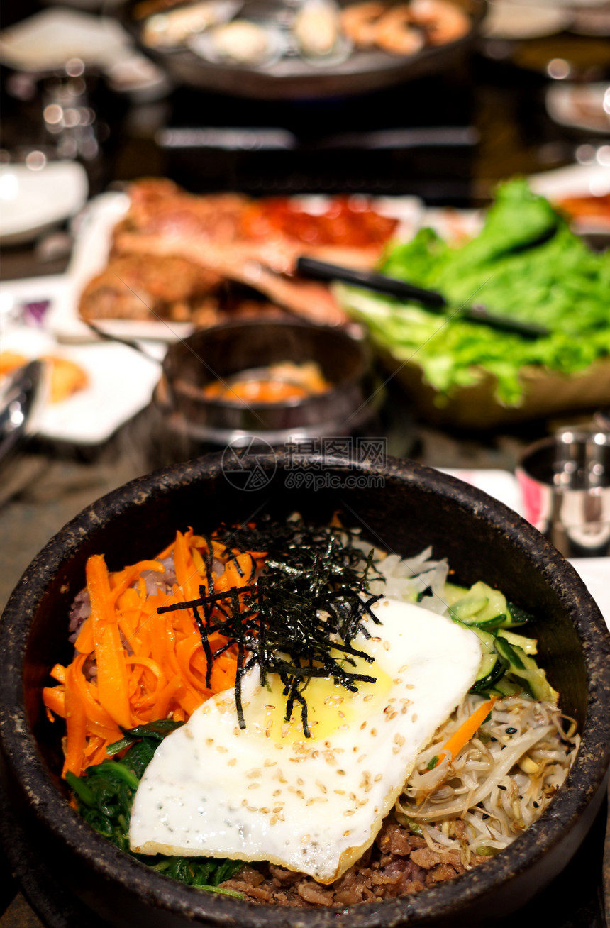 韩国著名的烹饪品Bibimbap在图片