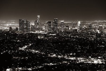 洛杉矶晚上和BW的城市建图片