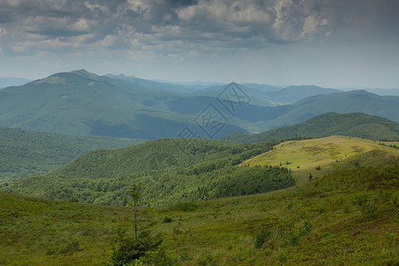 Bieszczady山丘图片