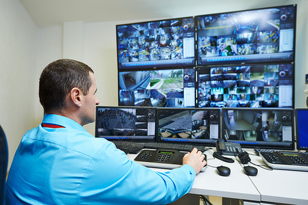 保安看视频监控安防系统图片