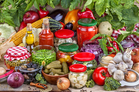 保存健康的新鲜水果和蔬菜图片