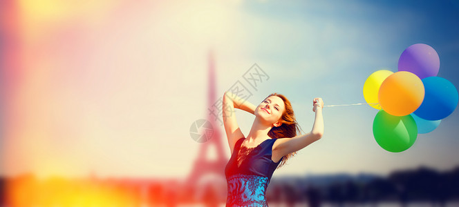 红发女孩彩色气球在法国艾图片