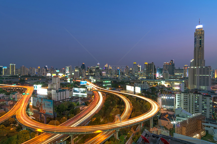 曼谷城市风景桥的曲图片