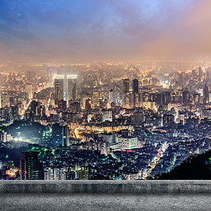 台北市的夜景现场混凝图片