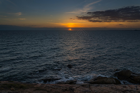 日落海景在沙美岛泰国图片